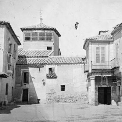 Entrada al convento de Santa Clara.  Retablo de L. Tristán (1623). Foto de Casiano Alguacil (h. 1890) 